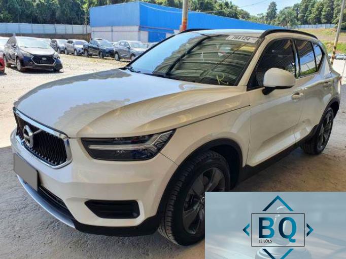 VOLVO XC40 18/18